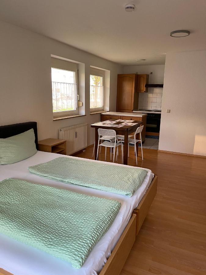 Apartment Five - Ep Ticket Garantie Rust